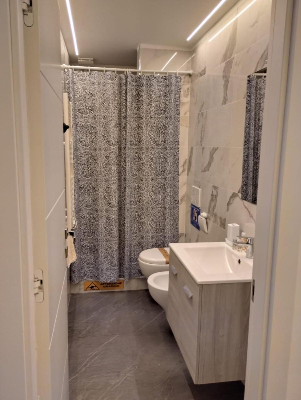 Casa Vacanze Buddy La Tua Base Per Visitare Il Mare Delle Cinque Terre Daire La Spezia Dış mekan fotoğraf